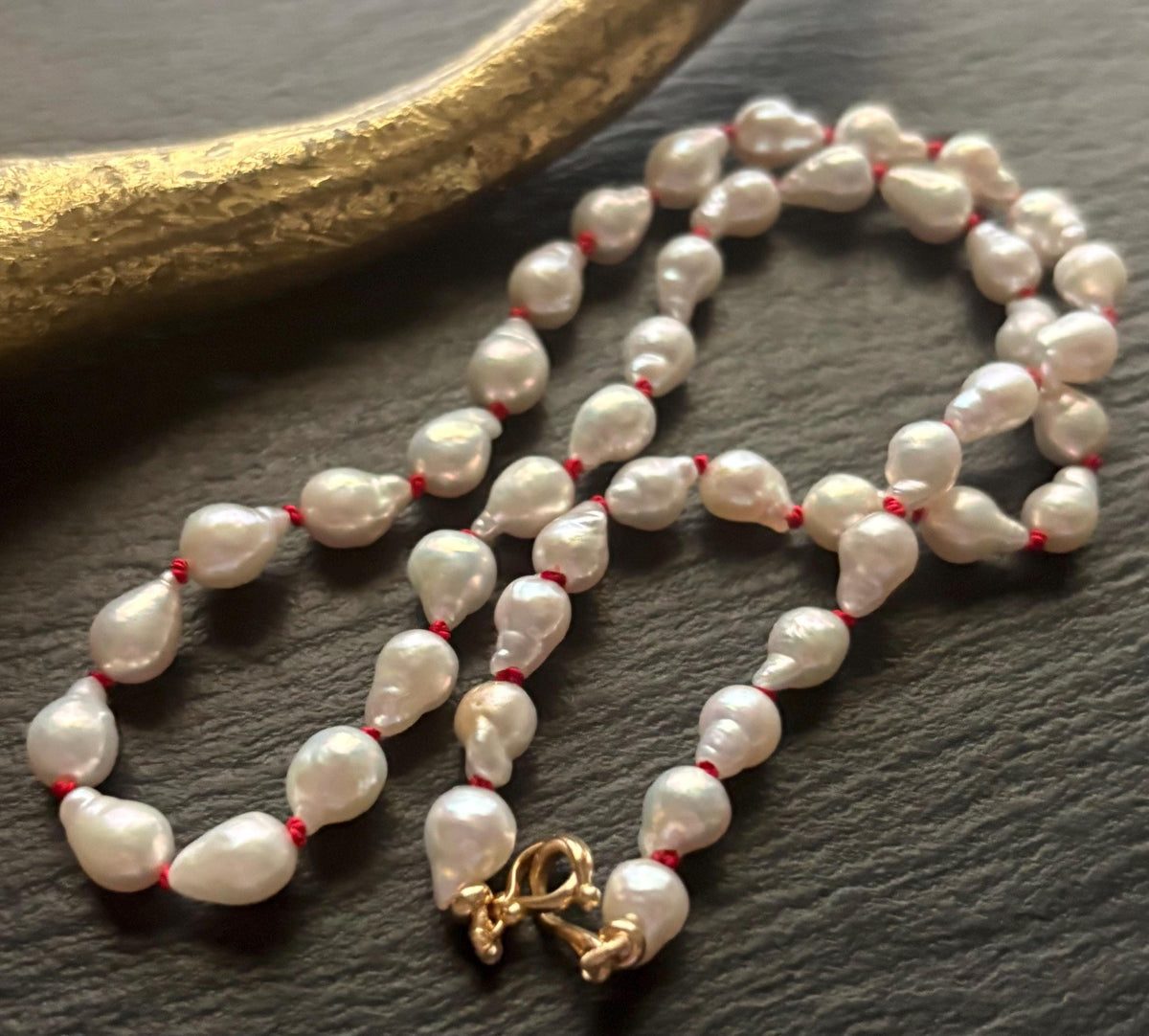 White Baroque Pearl Necklace, Solid 14K Gold, Freshwater pearl