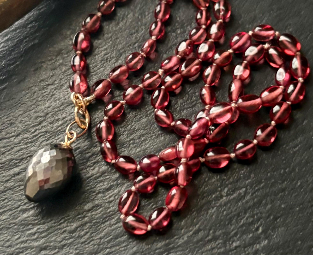 Mozambique Garnet  Necklace , Hand Knotted Gemstone Necklace, Solid 14K Gold