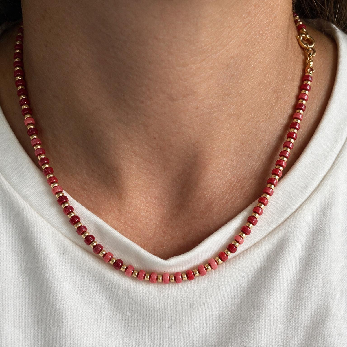Natural Stone Beaded French Choker – Light-Luxury Minimalist Short Necklace